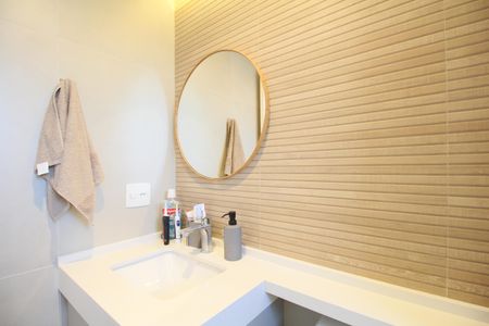 Apartamento à venda com 81m², 3 quartos e 2 vagasBanheiro da Suíte 2