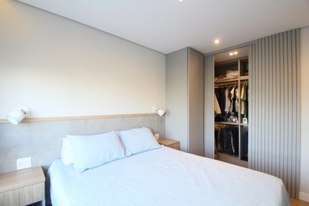 Apartamento à venda com 81m², 3 quartos e 2 vagasSuíte 1