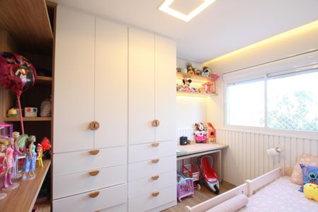 Apartamento à venda com 81m², 3 quartos e 2 vagasSuíte 2