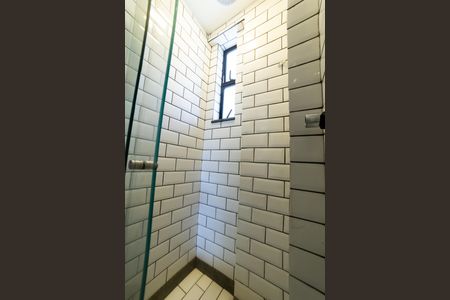 Apartamento à venda com 75m², 2 quartos e 2 vagas Apartamento à venda com 75m², 2 quartos e 2 vagasBanheiro da Suíte