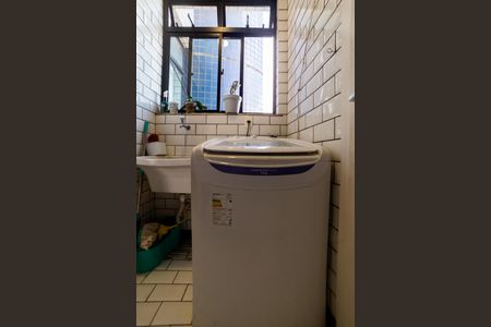 Apartamento à venda com 75m², 2 quartos e 2 vagas Apartamento à venda com 75m², 2 quartos e 2 vagasÁrea de Serviço