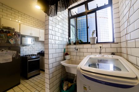 Apartamento à venda com 75m², 2 quartos e 2 vagas Apartamento à venda com 75m², 2 quartos e 2 vagasÁrea de Serviço