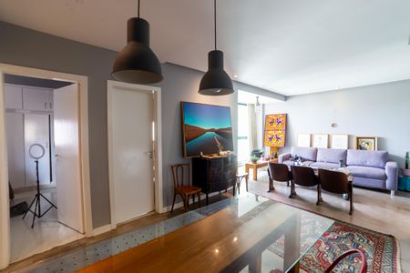 Apartamento à venda com 75m², 2 quartos e 2 vagas Apartamento à venda com 75m², 2 quartos e 2 vagasSala