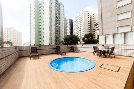 Apartamento à venda com 75m², 2 quartos e 2 vagas Apartamento à venda com 75m², 2 quartos e 2 vagasÁrea comum - Piscina
