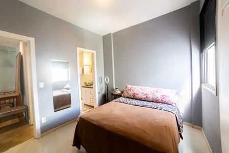 Apartamento à venda com 75m², 2 quartos e 2 vagas Apartamento à venda com 75m², 2 quartos e 2 vagasSuíte