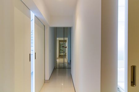 Apartamento à venda com 159m², 2 quartos e 2 vagasSuíte 1
