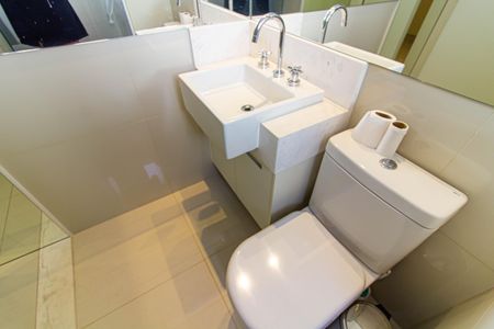 Apartamento à venda com 159m², 2 quartos e 2 vagasBanheiro da Suíte 2