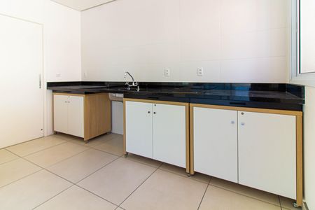 Apartamento à venda com 159m², 2 quartos e 2 vagasCozinha 2