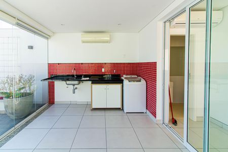 Apartamento à venda com 159m², 2 quartos e 2 vagasÁrea de Serviço