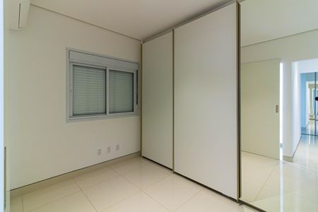 Apartamento à venda com 159m², 2 quartos e 2 vagasSuíte 1