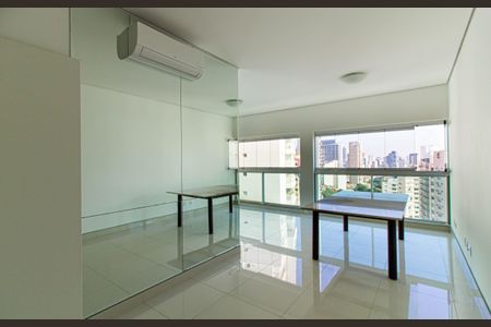 Apartamento à venda com 159m², 2 quartos e 2 vagasSala