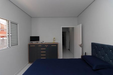 Casa para alugar com 200m², 2 quartos e 2 vagasSuíte