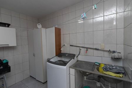 Casa para alugar com 200m², 2 quartos e 2 vagasÁrea de Serviço