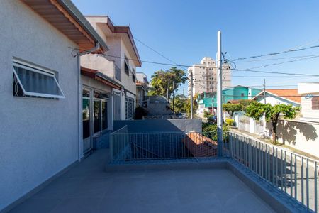 Casa para alugar com 200m², 2 quartos e 2 vagasVaranda