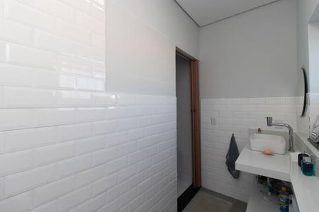 Casa para alugar com 200m², 2 quartos e 2 vagasBanheiro da Suíte