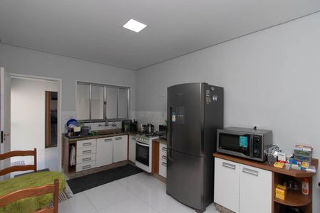 Casa para alugar com 200m², 2 quartos e 2 vagasCozinha