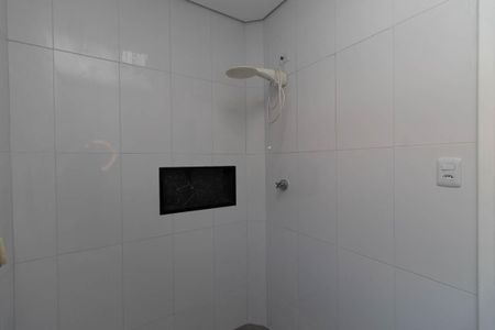 Casa para alugar com 200m², 2 quartos e 2 vagasBanheiro Social