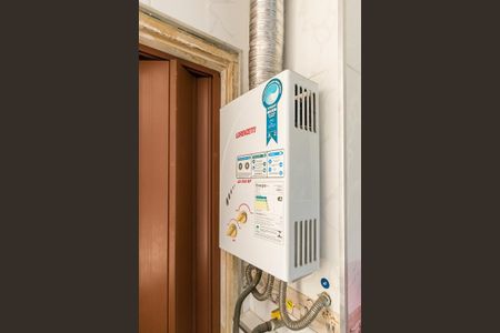 Apartamento à venda com 80m², 3 quartos e 1 vagaÁrea de Serviço - Aquecedor