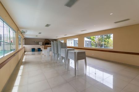 Apartamento à venda com 60m², 2 quartos e 1 vaga Apartamento à venda com 60m², 2 quartos e 1 vagaÁrea comum - Salão de festas