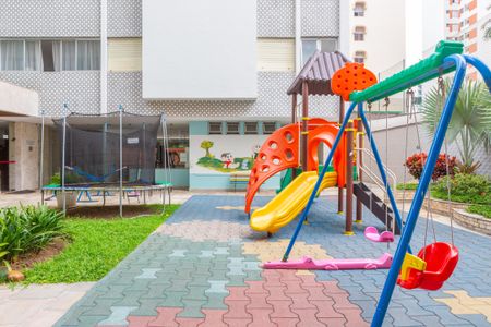 Apartamento à venda com 118m², 3 quartos e 1 vagaÁrea comum - Playground