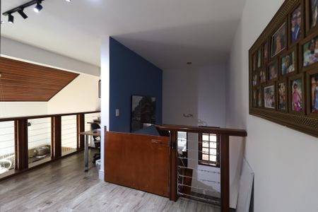 Casa à venda com 420m², 3 quartos e 5 vagas Casa à venda com 420m², 3 quartos e 5 vagasEscritório