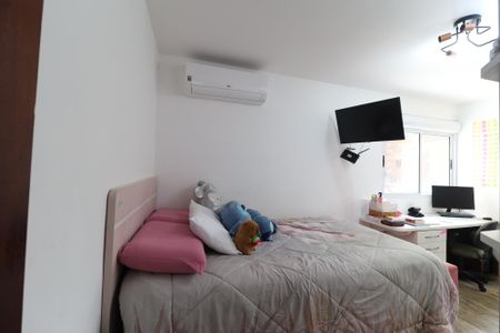 Casa à venda com 420m², 3 quartos e 5 vagas Casa à venda com 420m², 3 quartos e 5 vagasSuíte 2