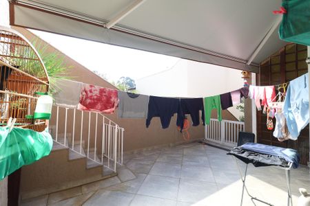 Casa à venda com 420m², 3 quartos e 5 vagas Casa à venda com 420m², 3 quartos e 5 vagasÁrea de serviço