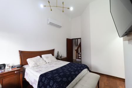 Casa à venda com 420m², 3 quartos e 5 vagas Casa à venda com 420m², 3 quartos e 5 vagasSuíte 1