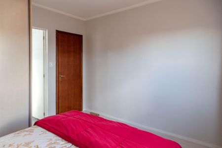 Casa para alugar com 247m², 4 quartos e 2 vagas Casa para alugar com 247m², 4 quartos e 2 vagasQuarto