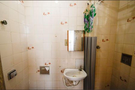 Apartamento à venda com 78m², 2 quartos e sem vagaBanheiro de Serviço