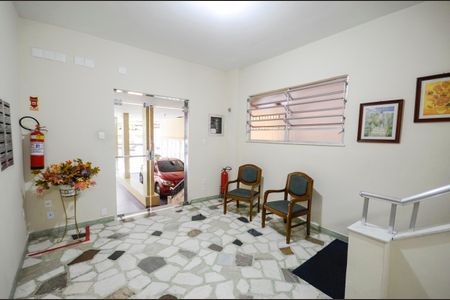 Apartamento à venda com 78m², 2 quartos e sem vagaHall