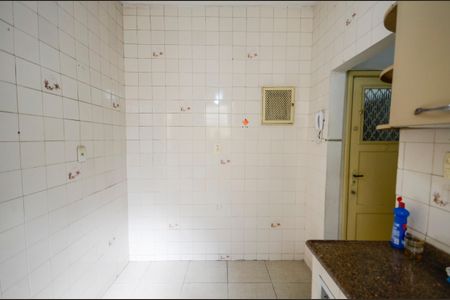 Apartamento à venda com 78m², 2 quartos e sem vagaCozinha