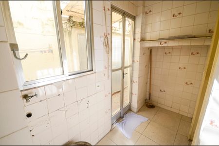 Apartamento à venda com 78m², 2 quartos e sem vagaÁrea de Serviço