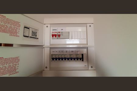 Apartamento à venda com 37m², 1 quarto e 1 vaga Apartamento à venda com 37m², 1 quarto e 1 vagaQuadro de Luz