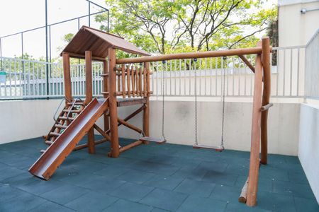 Apartamento à venda com 37m², 1 quarto e 1 vaga Apartamento à venda com 37m², 1 quarto e 1 vagaÁrea comum - Playground