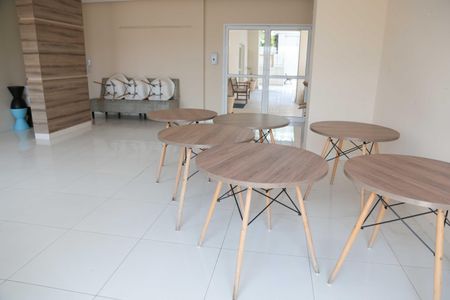 Apartamento à venda com 37m², 1 quarto e 1 vaga Apartamento à venda com 37m², 1 quarto e 1 vagaÁrea comum - Salão de festas