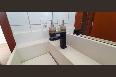 Apartamento à venda com 37m², 1 quarto e 1 vaga Apartamento à venda com 37m², 1 quarto e 1 vagaBanheiro Social