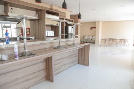 Apartamento à venda com 37m², 1 quarto e 1 vaga Apartamento à venda com 37m², 1 quarto e 1 vagaÁrea comum - Salão de festas