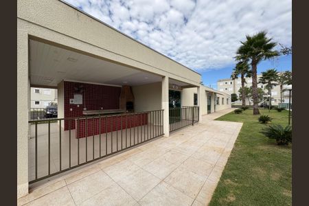 Apartamento para alugar com 48m², 2 quartos e 1 vaga Apartamento para alugar com 48m², 2 quartos e 1 vagaÁrea comum - Churrasqueira