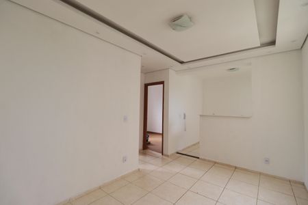 Apartamento para alugar com 48m², 2 quartos e 1 vagaSala