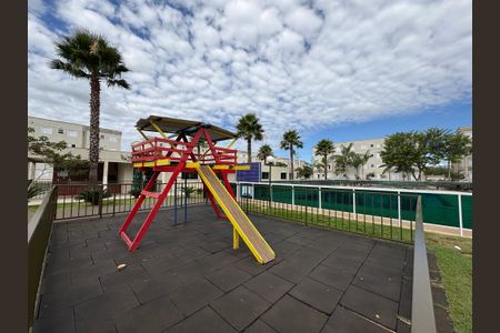 Apartamento para alugar com 48m², 2 quartos e 1 vaga Apartamento para alugar com 48m², 2 quartos e 1 vagaÁrea comum - Playground