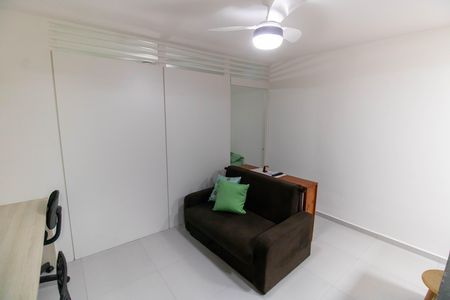 Apartamento para alugar com 28m², 1 quarto e 1 vaga Apartamento para alugar com 28m², 1 quarto e 1 vagaSala