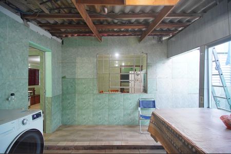 Casa à venda com 180m², 3 quartos e 3 vagasÁrea de Serviço