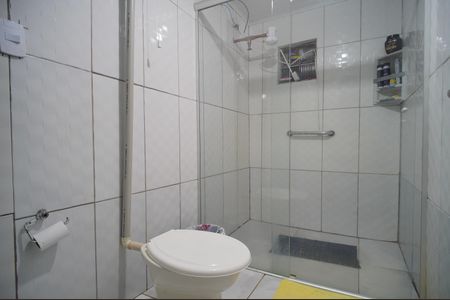 Casa à venda com 180m², 3 quartos e 3 vagasBanheiro 1
