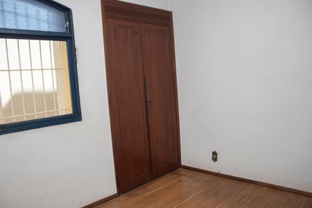 Apartamento à venda com 127m², 3 quartos e 1 vaga Apartamento à venda com 127m², 3 quartos e 1 vagaQuarto 2