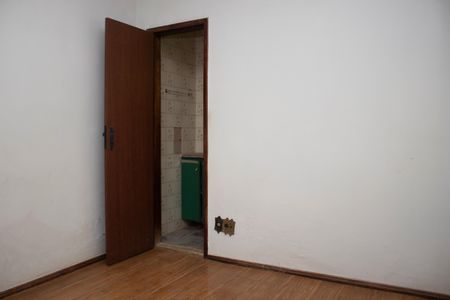 Apartamento à venda com 127m², 3 quartos e 1 vaga Apartamento à venda com 127m², 3 quartos e 1 vagaQuarto 2