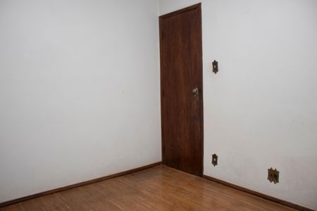 Apartamento à venda com 127m², 3 quartos e 1 vaga Apartamento à venda com 127m², 3 quartos e 1 vagaQuarto 2