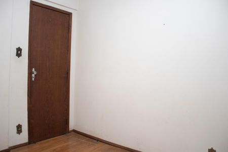 Apartamento à venda com 127m², 3 quartos e 1 vaga Apartamento à venda com 127m², 3 quartos e 1 vagaQuarto 2