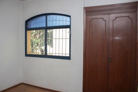 Apartamento à venda com 127m², 3 quartos e 1 vaga Apartamento à venda com 127m², 3 quartos e 1 vagaQuarto 2