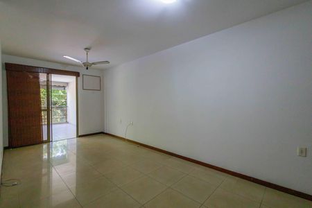 Apartamento para alugar com 120m², 3 quartos e 2 vagas Apartamento para alugar com 120m², 3 quartos e 2 vagasSala